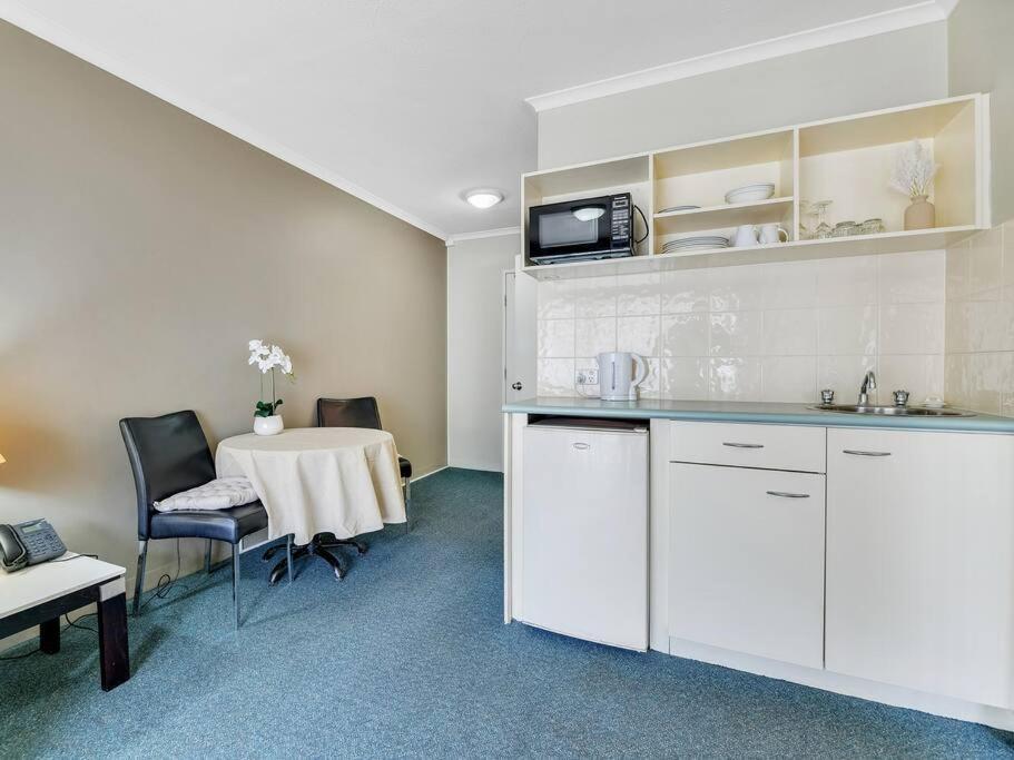 Convenient One-bedroom Apartment